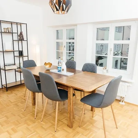 Heimatel - Im Frauentor